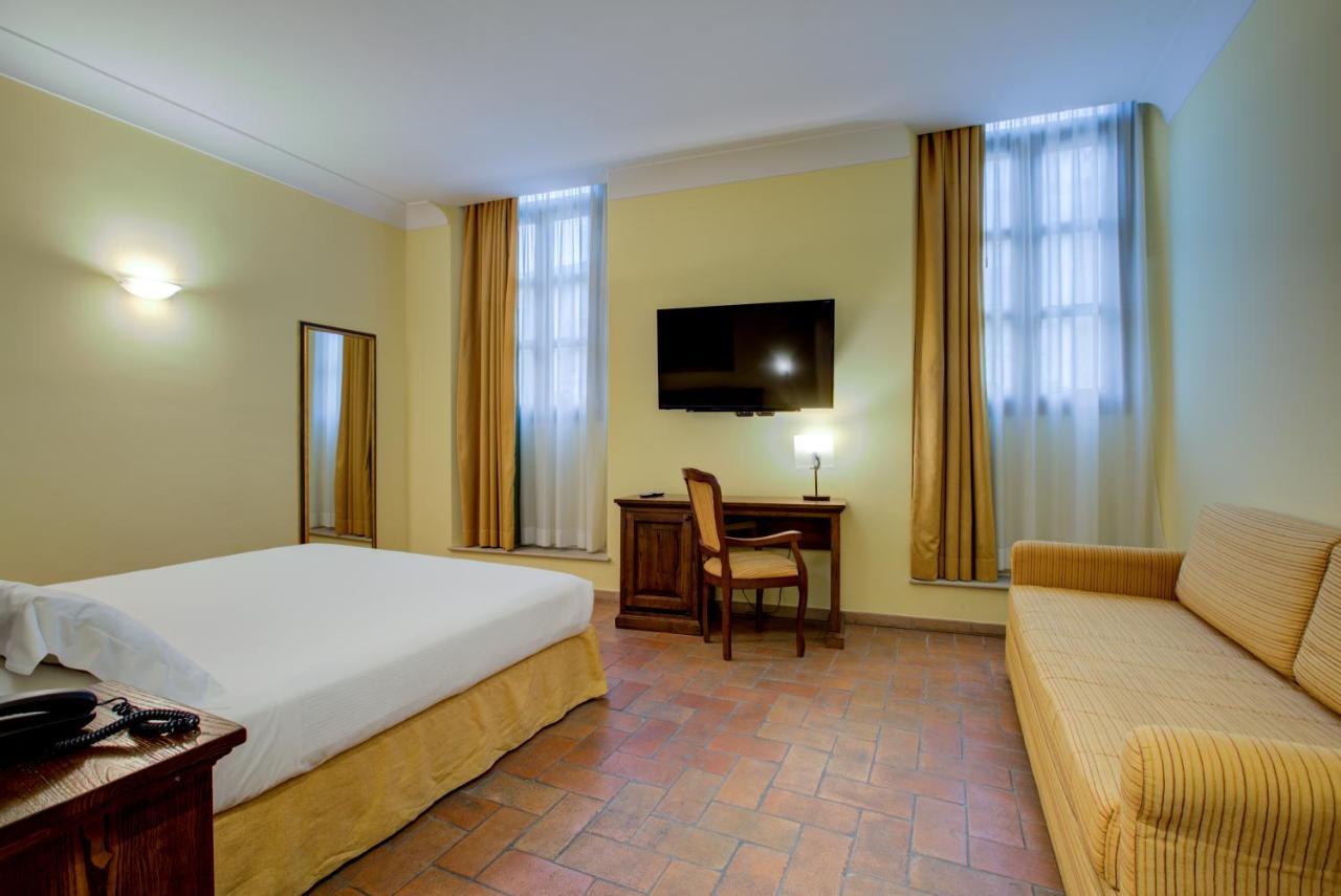 Oste Del Castello Wellness & Bike Hotel Верукио Екстериор снимка