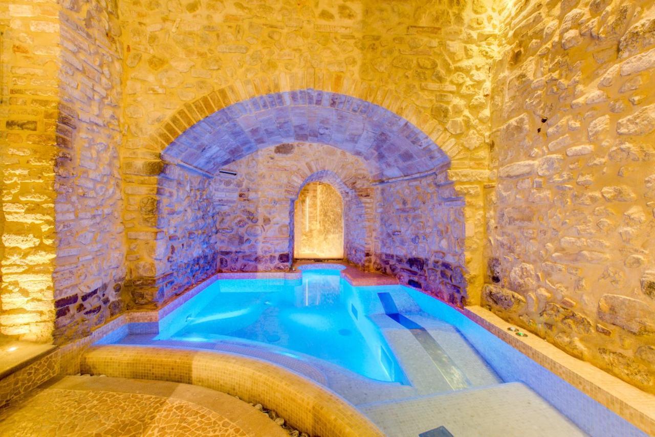 Oste Del Castello Wellness & Bike Hotel Верукио Екстериор снимка