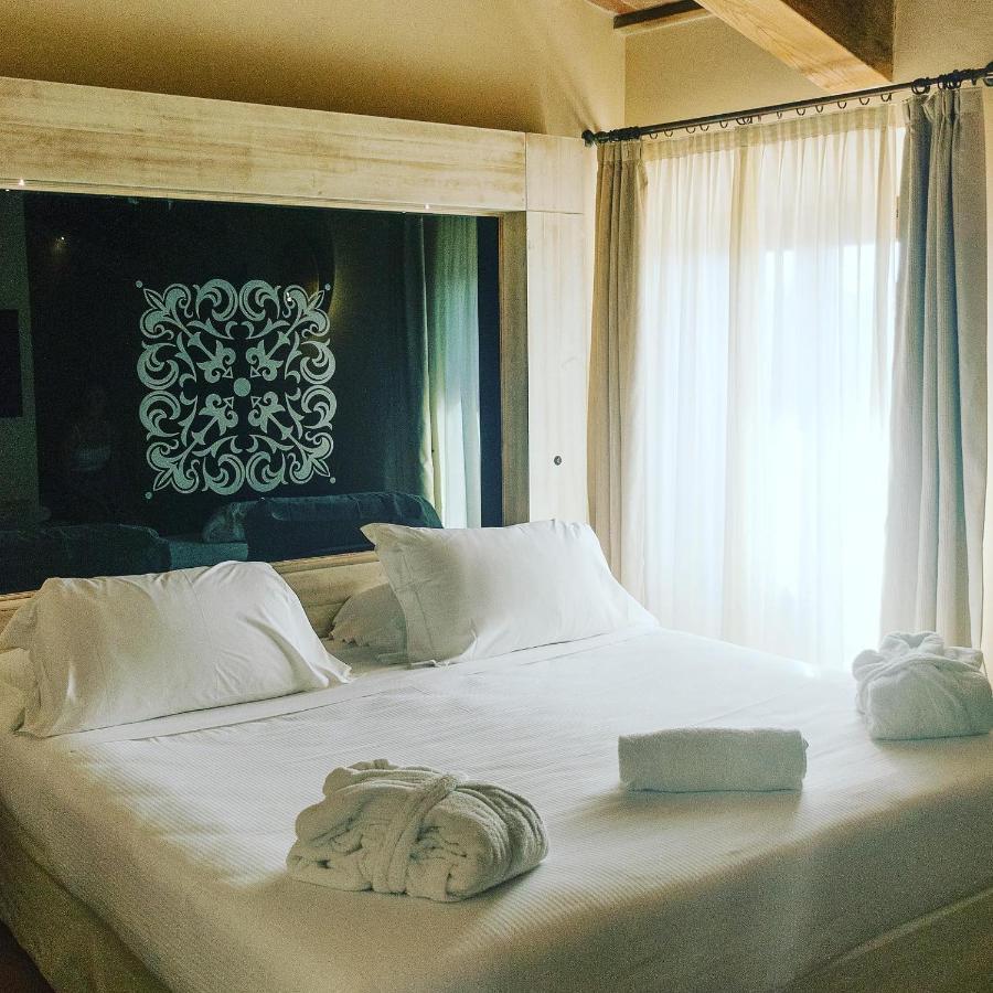 Oste Del Castello Wellness & Bike Hotel Верукио Екстериор снимка