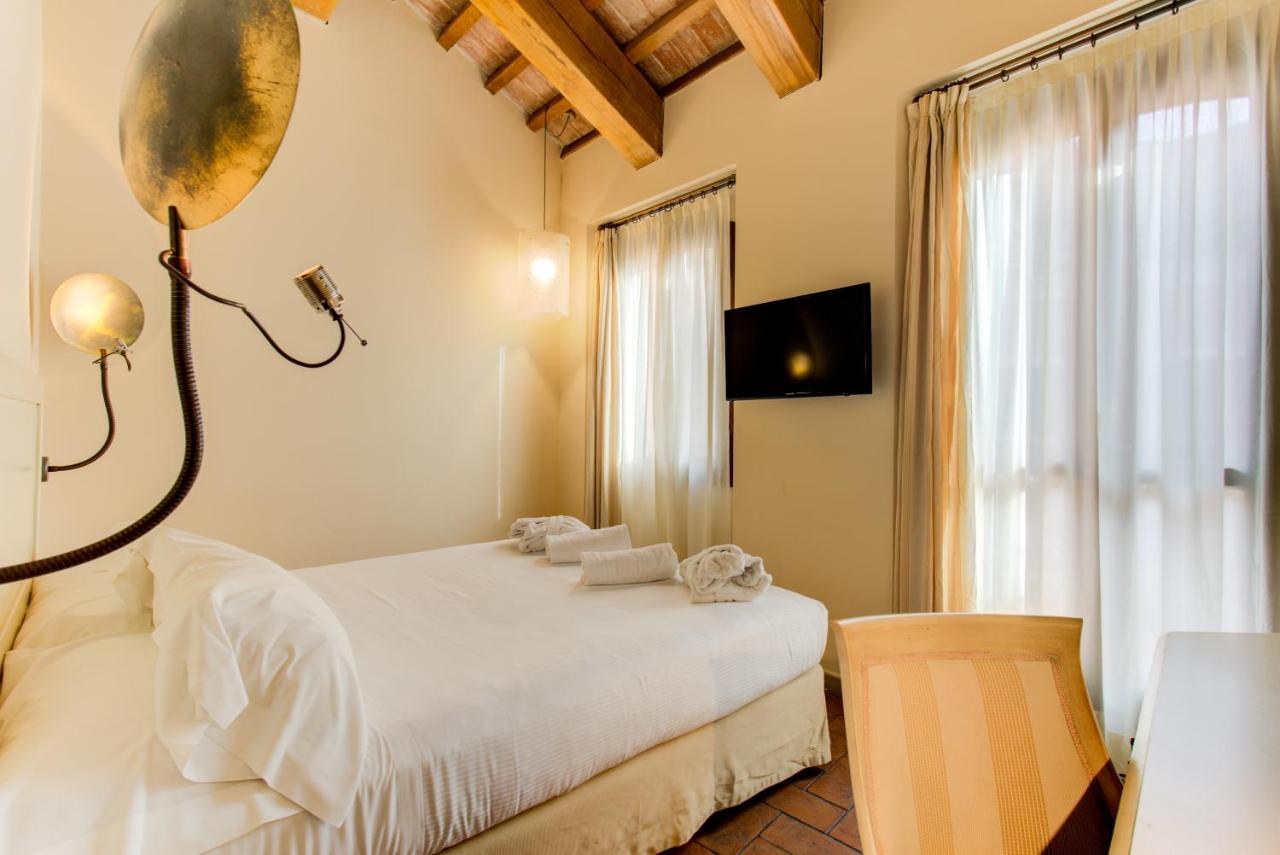Oste Del Castello Wellness & Bike Hotel Верукио Екстериор снимка
